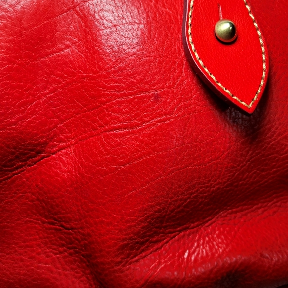 Dooney & Bourke Red Florentine Ivory Sherpa Crossbody Shoulder Saddle Bag - Picture 15 of 16